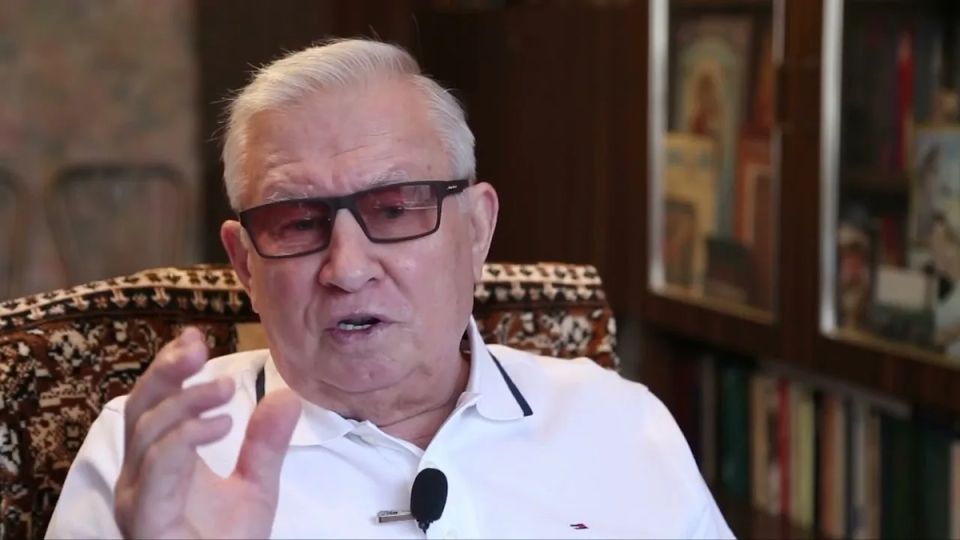 Осторожно с чужими вещами: Борис Ратников о скрытой энергии предметов