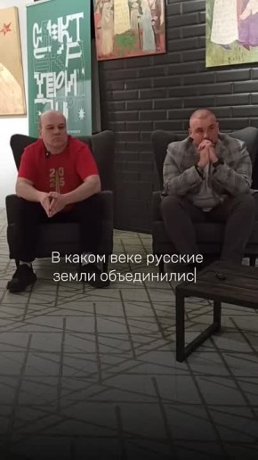  :                