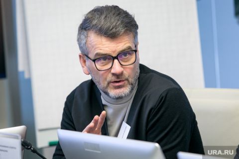  :  URA.RU         