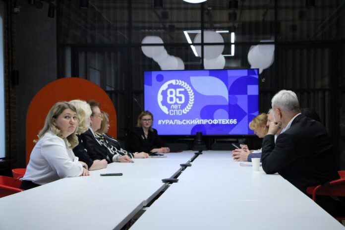         -       66    