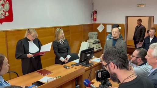 Верх-Исетский районный суд Екатеринбурга продлил арест на шесть месяцев редактору Ura