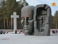 Свердловчане почтили память жертв политических репрессий и возложили цветы на мемориальном комплексе на 12-м километре Московского тракта