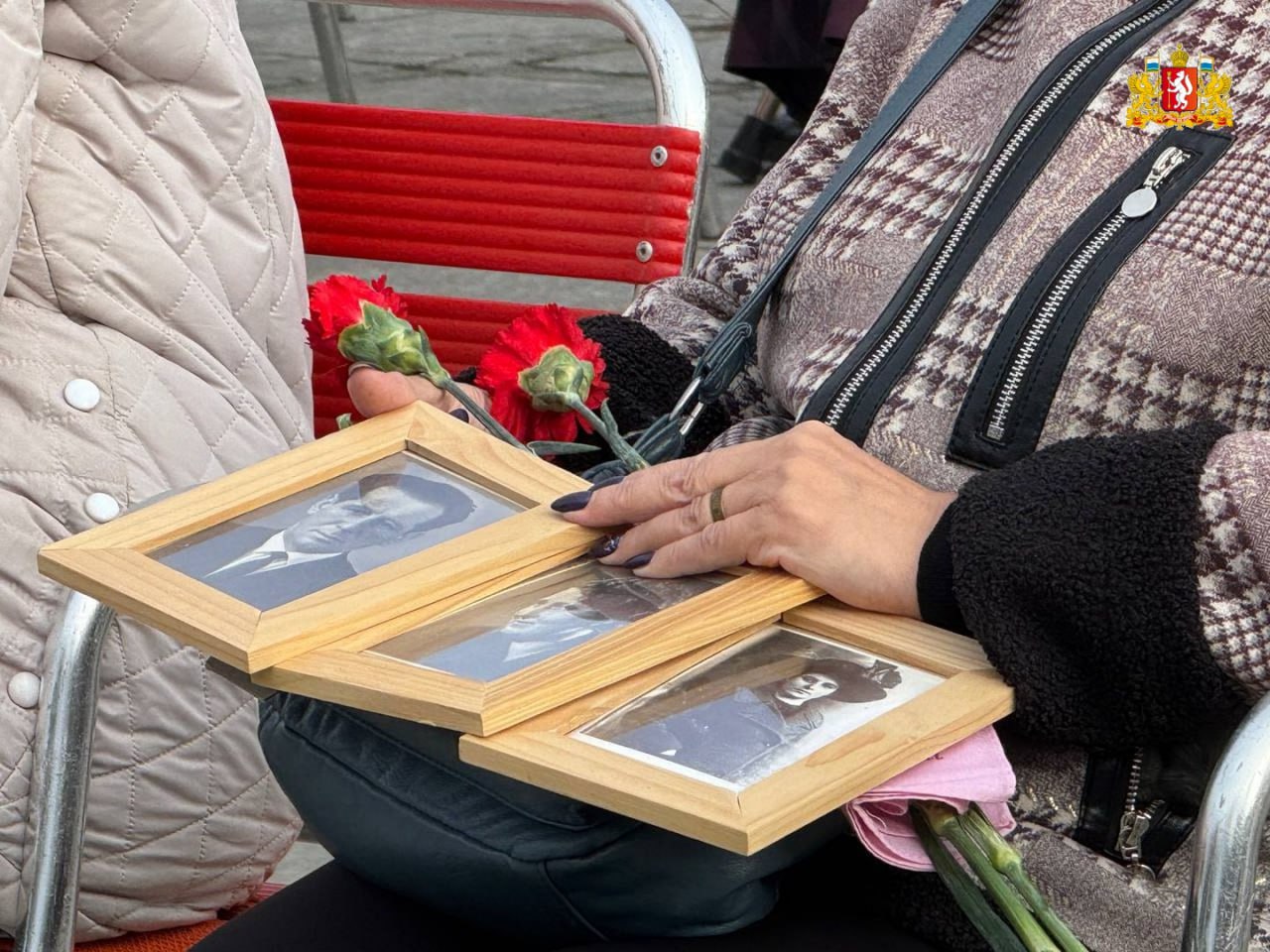 Свердловчане почтили память жертв политических репрессий и возложили цветы на мемориальном комплексе на 12-м километре Московского тракта Свердловчане почтили память жертв политических репрессий и возложили цветы на мемориальном комплексе на 12-м километре Московского тракта