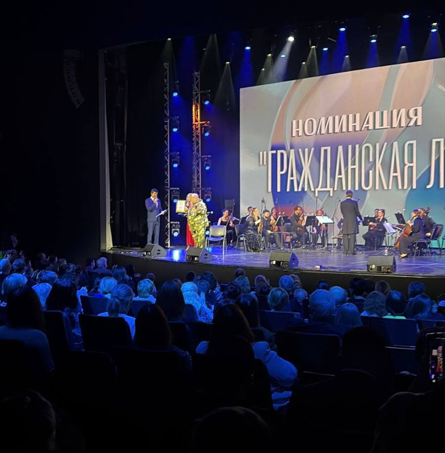 Второй этап конкурса III Всероссийского межрегионального поэтического фестиваля искусств «Серебряные ручьи», который объединил творческих людей из разных городов России, состоялся 25 октября в Москве Второй этап конкурса III Всероссийского межрегионального поэтического фестиваля искусств «Серебряные ручьи», который объединил творческих людей из разных городов России, состоялся 25 октября в Москве