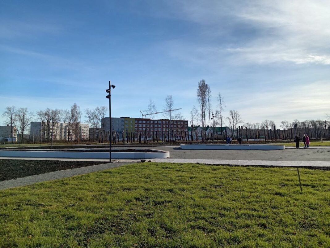 В Полевском открыли общественную территорию, обновленную на втором этапе комплексного благоустройства «Самого южного парка» В Полевском открыли общественную территорию, обновленную на втором этапе комплексного благоустройства «Самого южного парка»