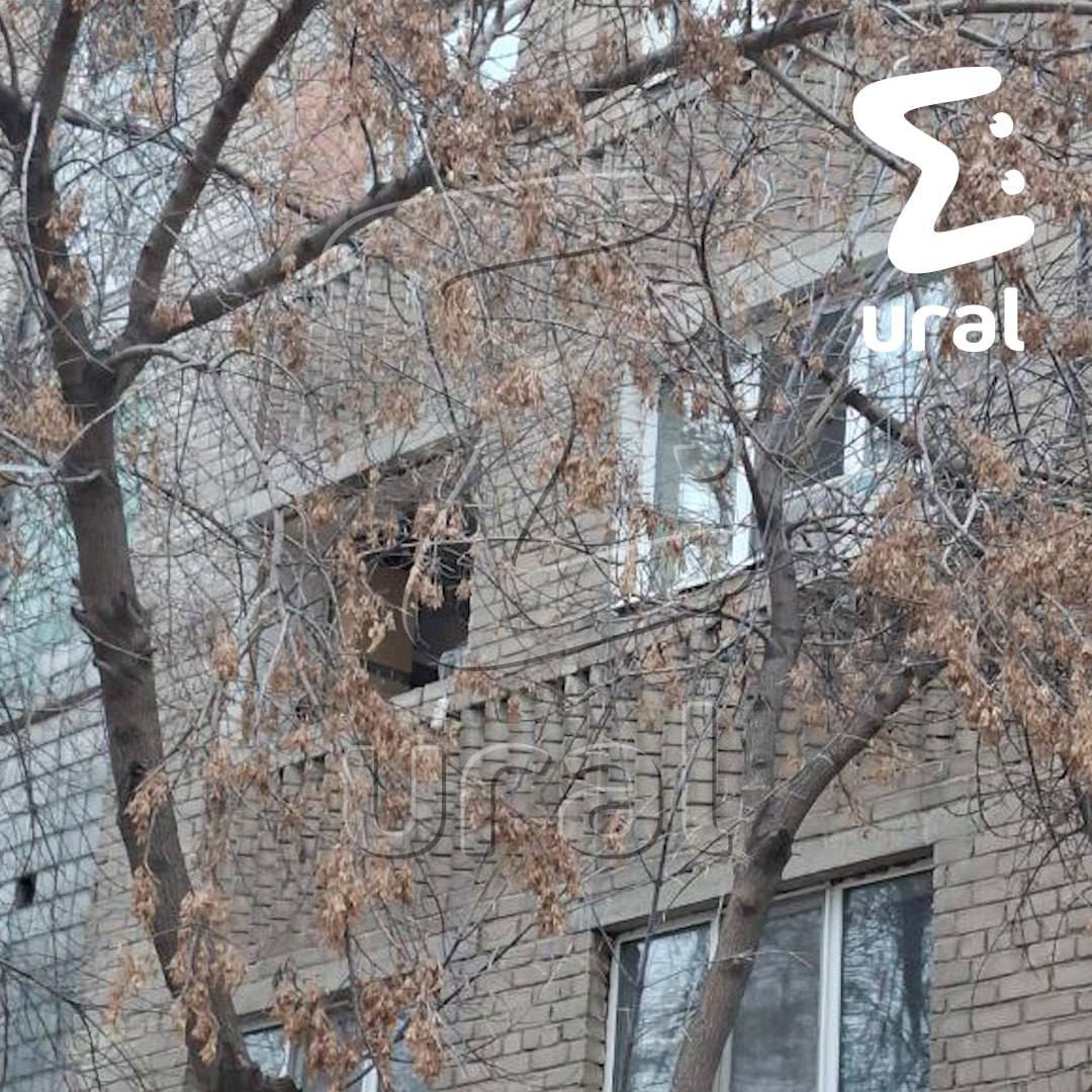 В Екатеринбурге в квартире взорвался газовый баллон В Екатеринбурге в квартире взорвался газовый баллон