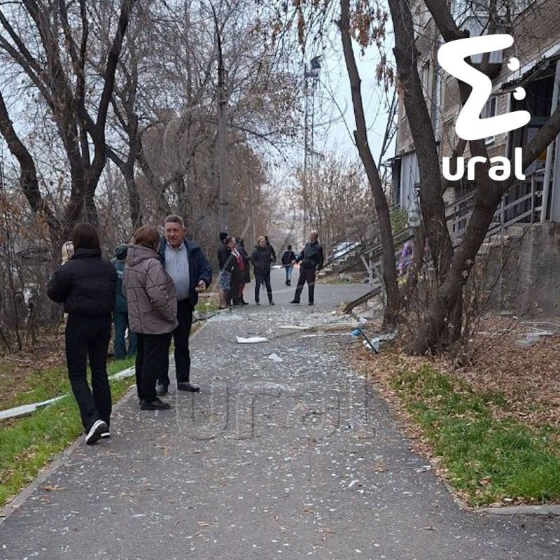 Взрыв на третьем этаже дома на Елизаветинском шоссе в Екатеринбурге — очевидцы
