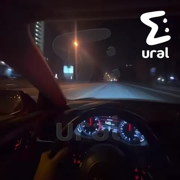 БМВ с номерами АУЕ* снова гоняет по Екатеринбургу — даже после шести штрафов