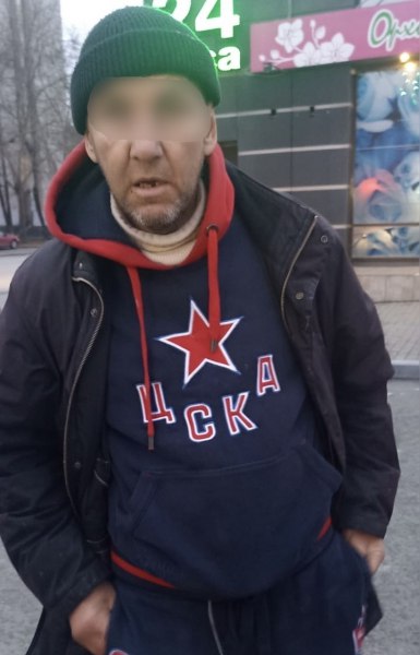 Транспортные полицейские Екатеринбурга задержали 50-летнего екатеринбуржца, подозреваемого в хищении личных вещей пассажира