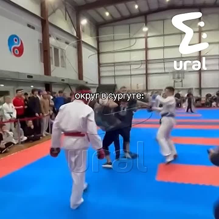 Массовая драка на чемпионате ХМАО по рукопашному бою в Сургуте.