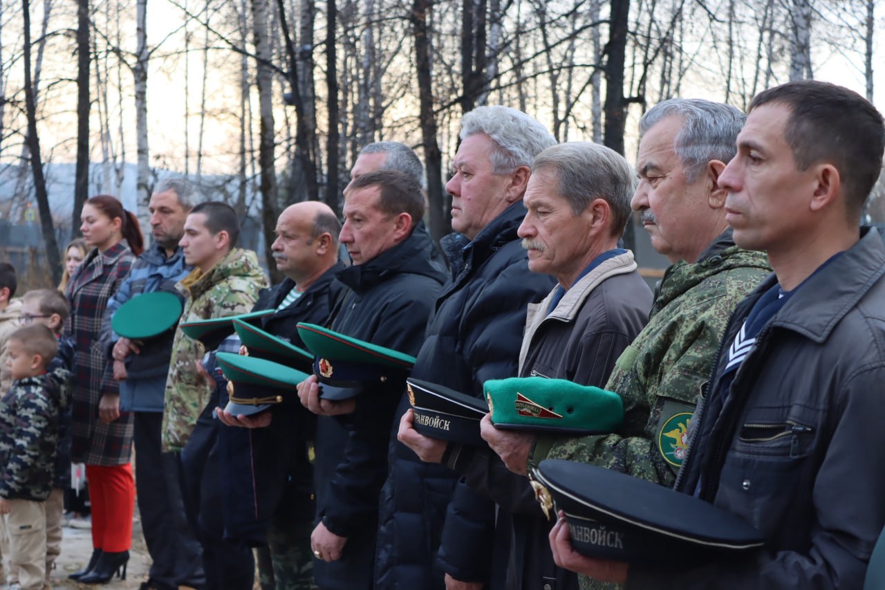 В Лесном на время благоустройства «Территории юности» изъяли капсулу с землей из Брестской крепости В Лесном на время благоустройства «Территории юности» изъяли капсулу с землей из Брестской крепости