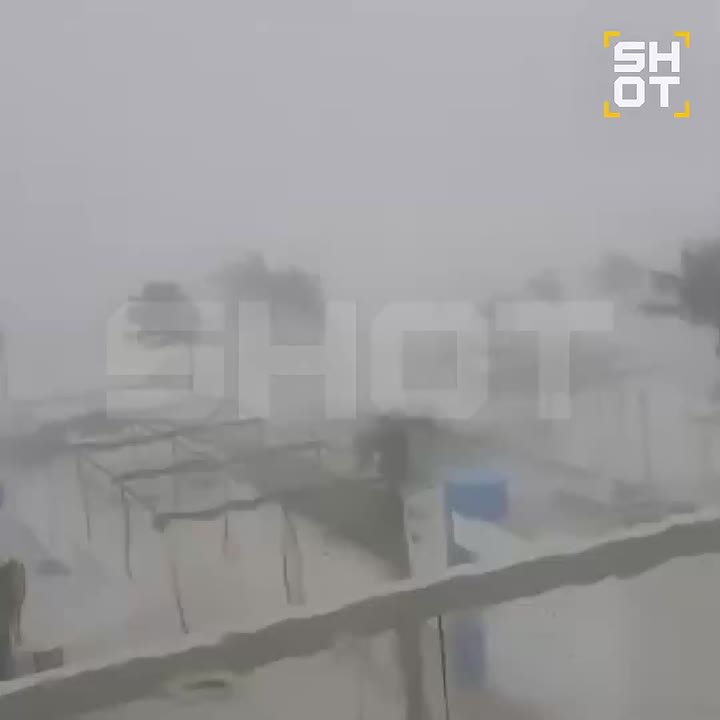 Ямайка объявлена местом бедствия после того, как разрушительный ураган «Мелисса» прошёлся по райскому острову