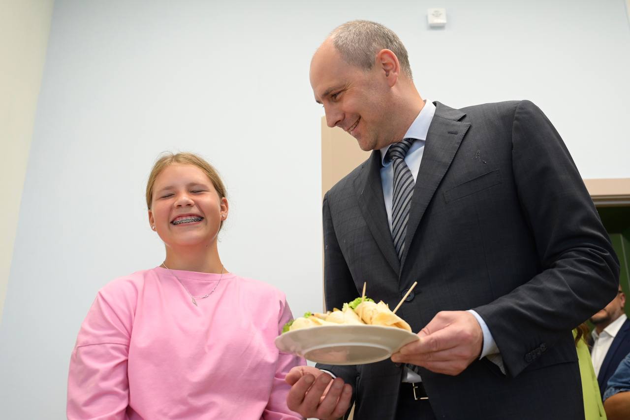 День рождения сегодня отмечает губернатор Денис Паслер! День рождения сегодня отмечает губернатор Денис Паслер!