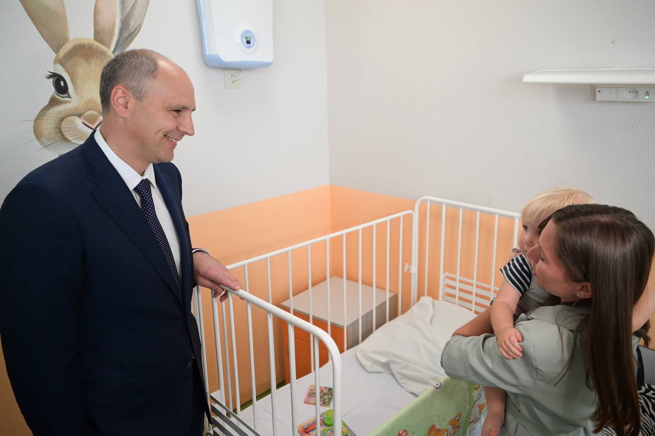 День рождения сегодня отмечает губернатор Денис Паслер! День рождения сегодня отмечает губернатор Денис Паслер!