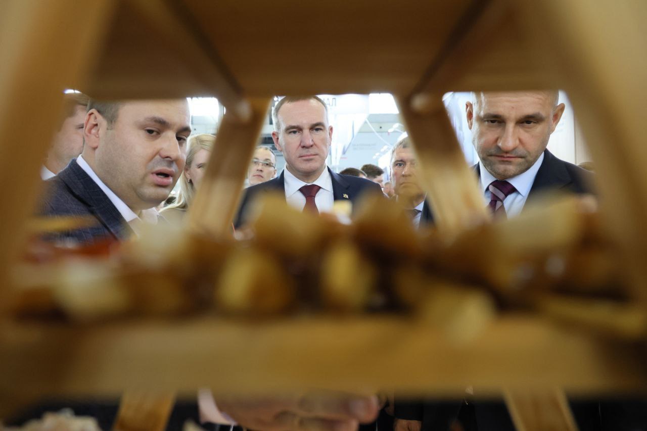 Артём Жога: Попробовал сегодня регионы Уральского федерального округа на вкус Артём Жога: Попробовал сегодня регионы Уральского федерального округа на вкус