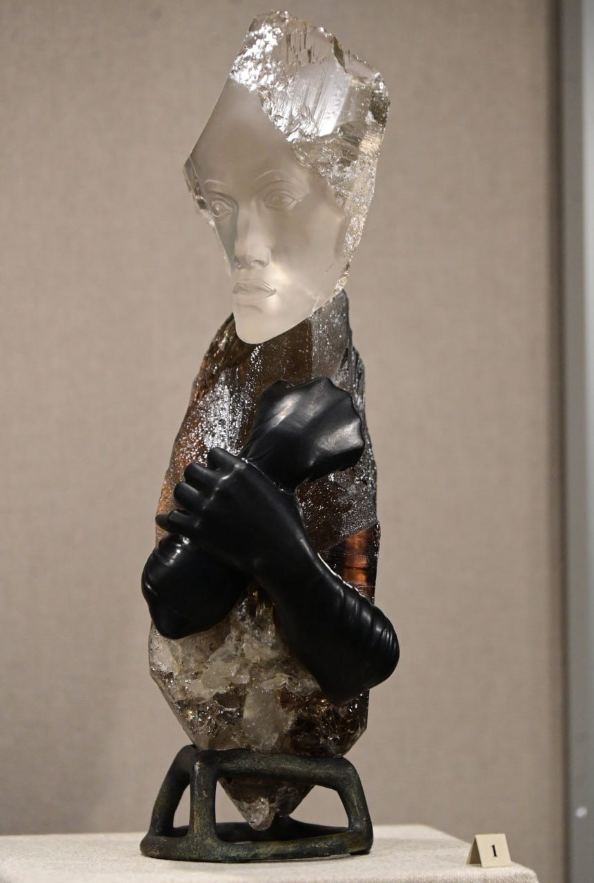 Искусное зеркало времени: в Екатеринбурге представили победителей XХVI Всероссийского конкурса «Металл, камень, идея» Искусное зеркало времени: в Екатеринбурге представили победителей XХVI Всероссийского конкурса «Металл, камень, идея»