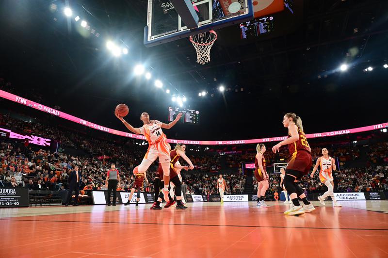 Баскетболистки «УГМК» выиграли матч за Суперкубок России у «Надежды» и остаются единственными обладательницами трофея Баскетболистки «УГМК» выиграли матч за Суперкубок России у «Надежды» и остаются единственными обладательницами трофея
