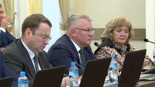 Аграрии не обрабатывают около 400 тысяч га сельхозземель - участки заросли деревьями и не используются