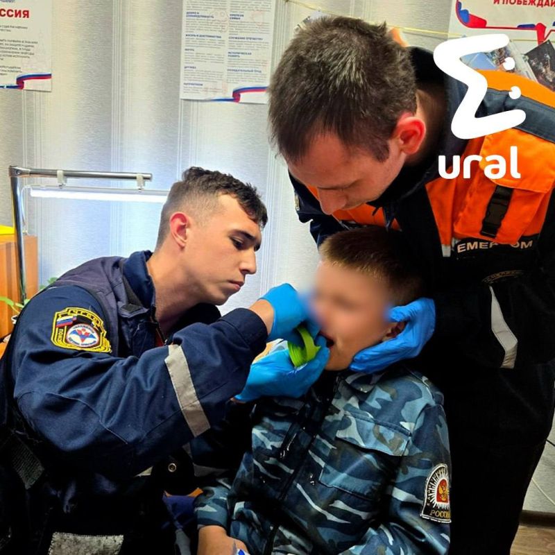 Школотрон из Челябинска застрял языком в крышке бутылки для спортпита