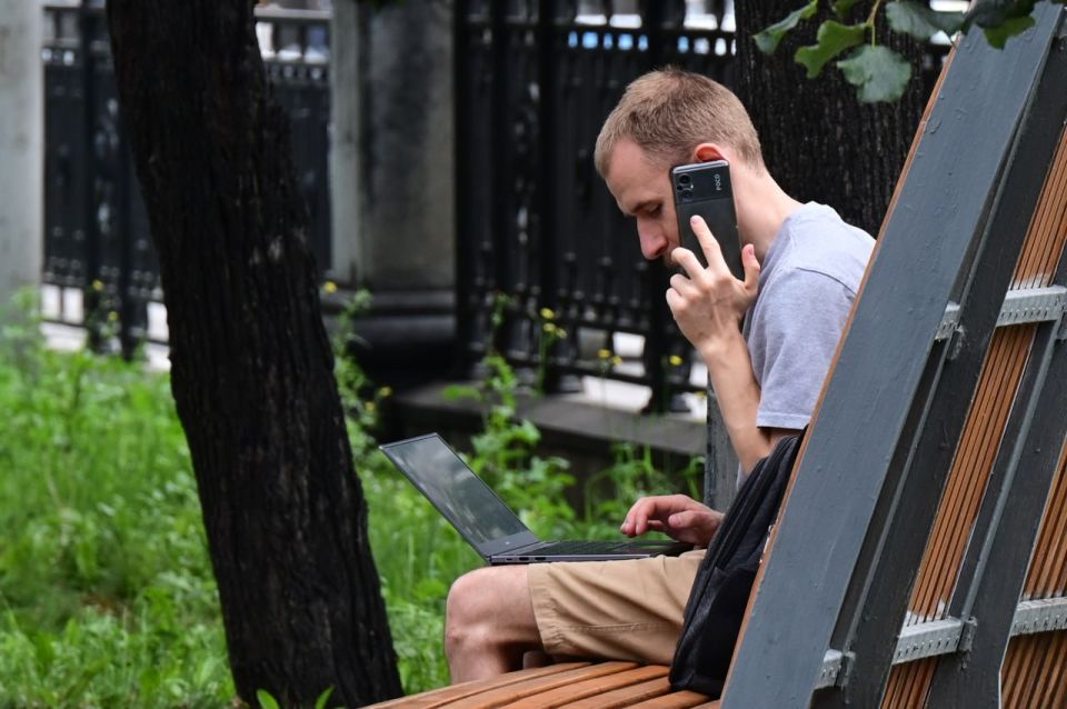 Бесплатный Wi-Fi заработал на улицах Новоуральска