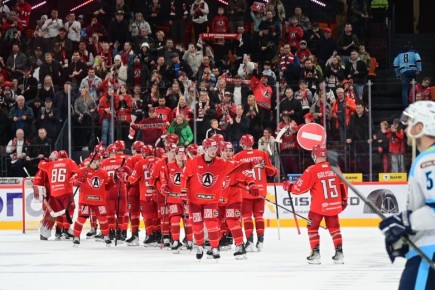 «Автомобилист» проехался по «Сибири»! «Шоферы» разгромили гостей из Новосибирска в Екатеринбурге - 7:1!