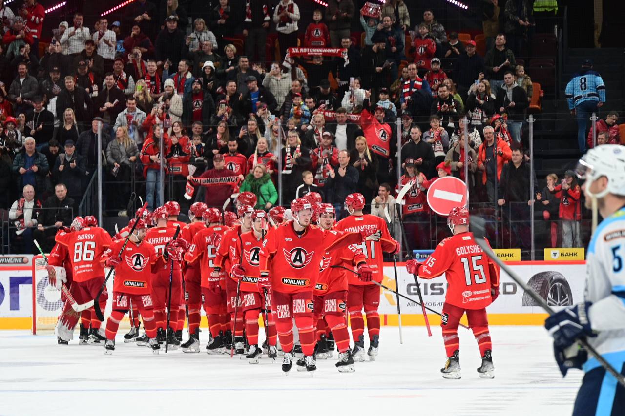 «Автомобилист» проехался по «Сибири»! «Шоферы» разгромили гостей из Новосибирска в Екатеринбурге - 7:1!