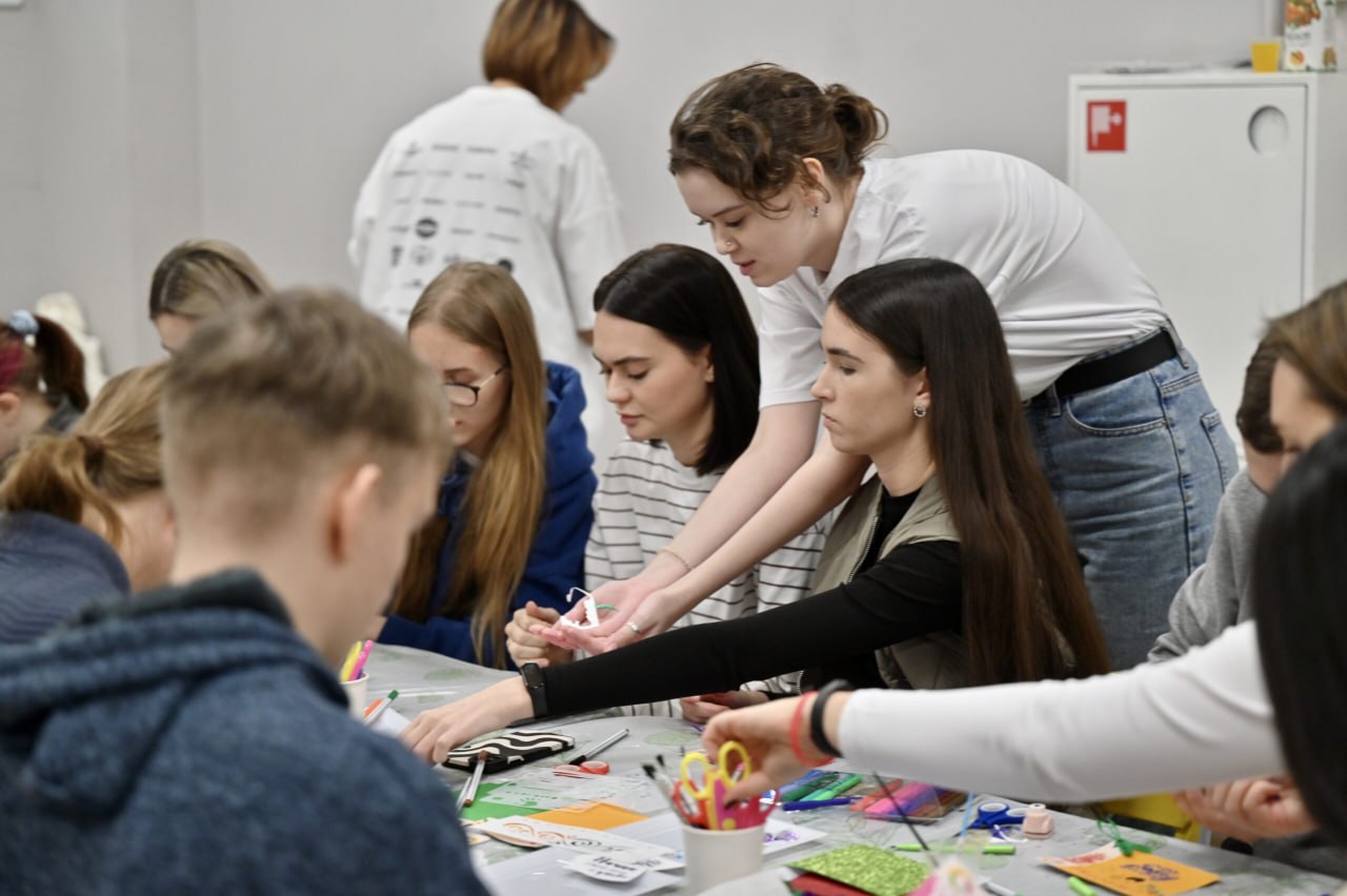 Свердловская область стала лидером по количеству заявок в Совет по молодежной политике УрФО