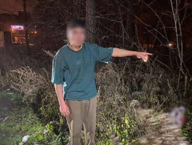 Мигрант отрезал голову своей матери