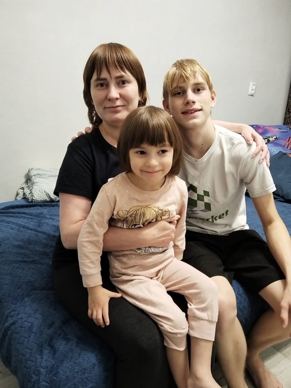 Сегодня в новом номере «Областной газеты» вышли тематические страницы, посвященный проекту по профилактике социального сиротства «Вызов» Сегодня в новом номере «Областной газеты» вышли тематические страницы, посвященный проекту по профилактике социального сиротства «Вызов»