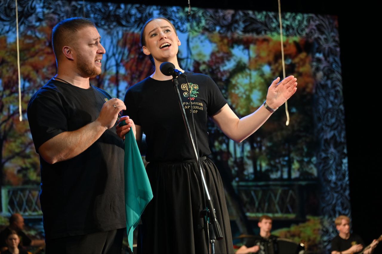 Сегодня в Екатеринбурге открывается Международный фестиваль «Живой голос Урала» Сегодня в Екатеринбурге открывается Международный фестиваль «Живой голос Урала»