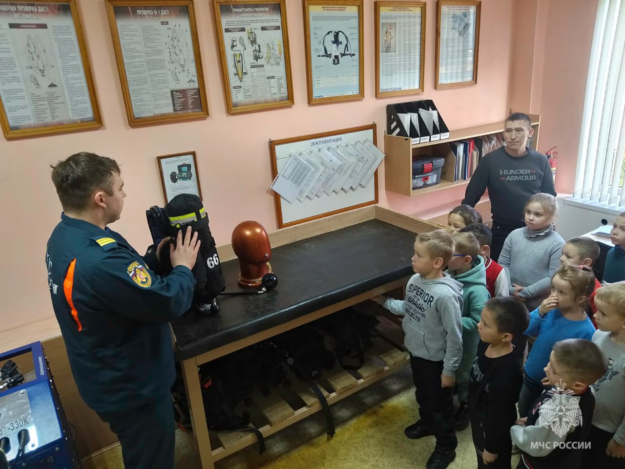 Малыши окунулись в пожарное дело! Малыши окунулись в пожарное дело!