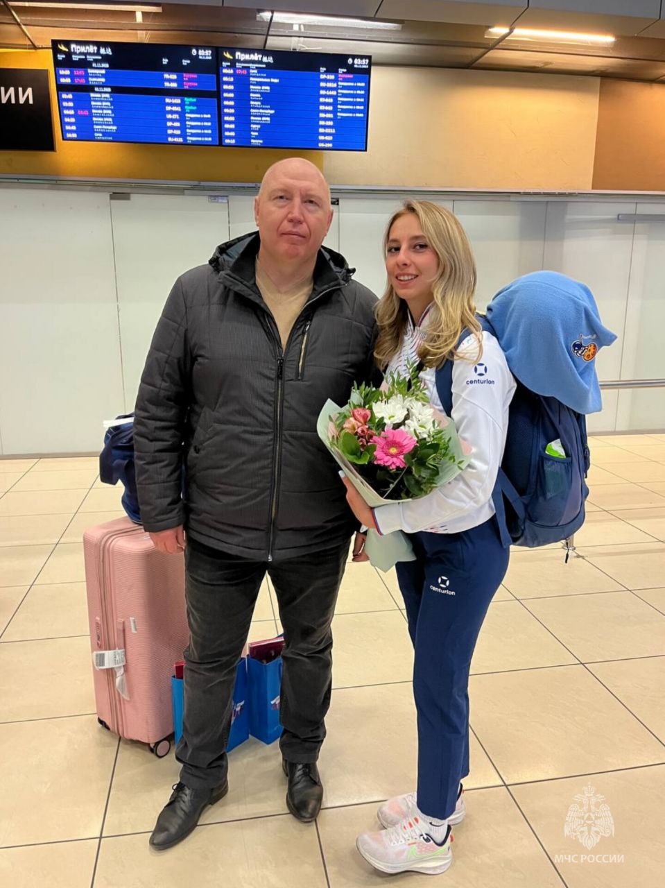 Сегодня в Екатеринбурге встретили спортсменов, успешно выступивших на Чемпионате Мира по пожарно-спасательному спорту Сегодня в Екатеринбурге встретили спортсменов, успешно выступивших на Чемпионате Мира по пожарно-спасательному спорту