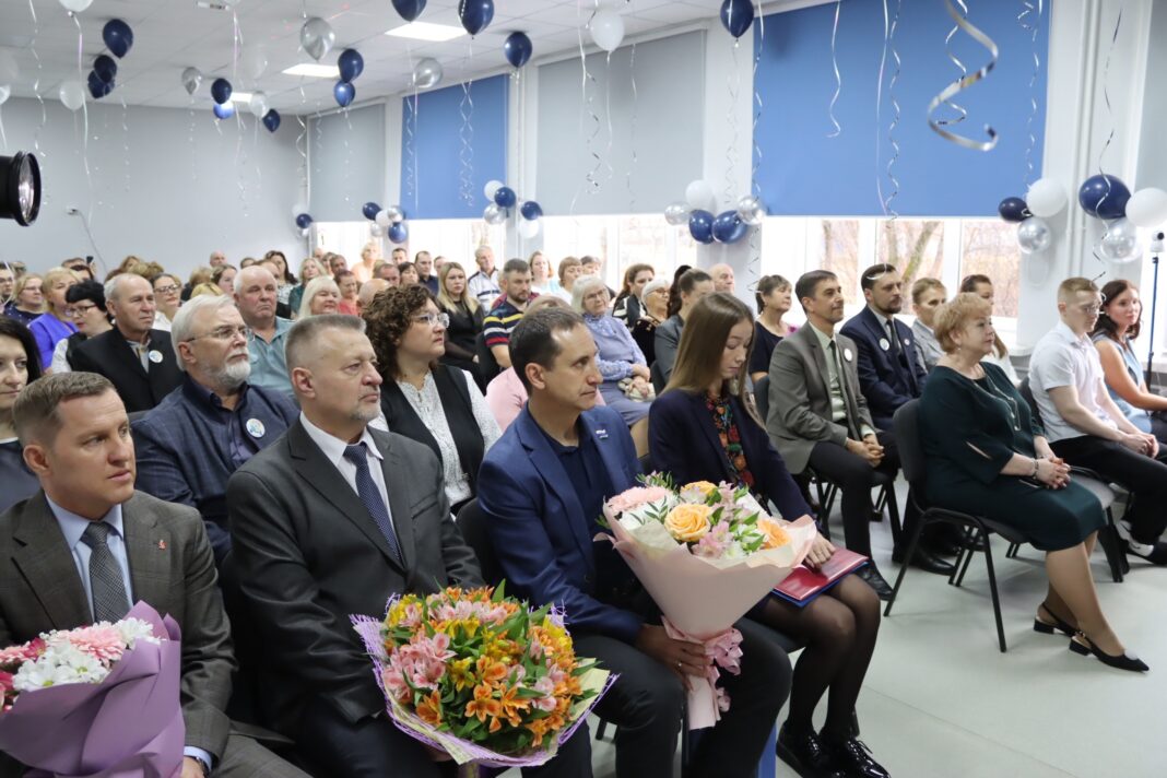 В Лесном Полипрофильный техникум им. Терёшкина отметил 60-летие