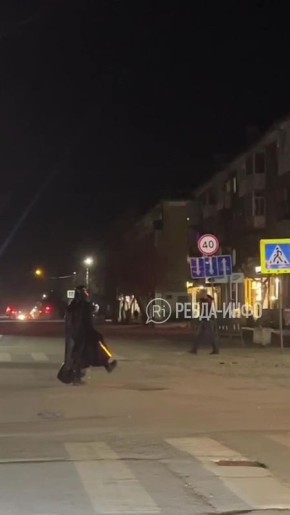 В центре Ревды заметили Дарта Вейдера