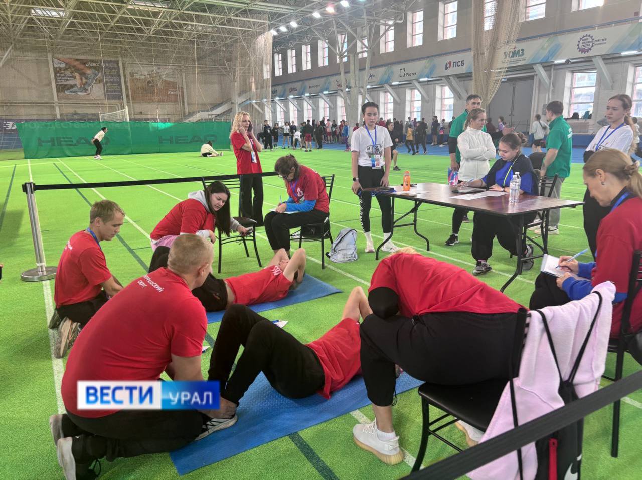 Смотрим, как проходят испытания участники фестиваля ГТО Смотрим, как проходят испытания участники фестиваля ГТО