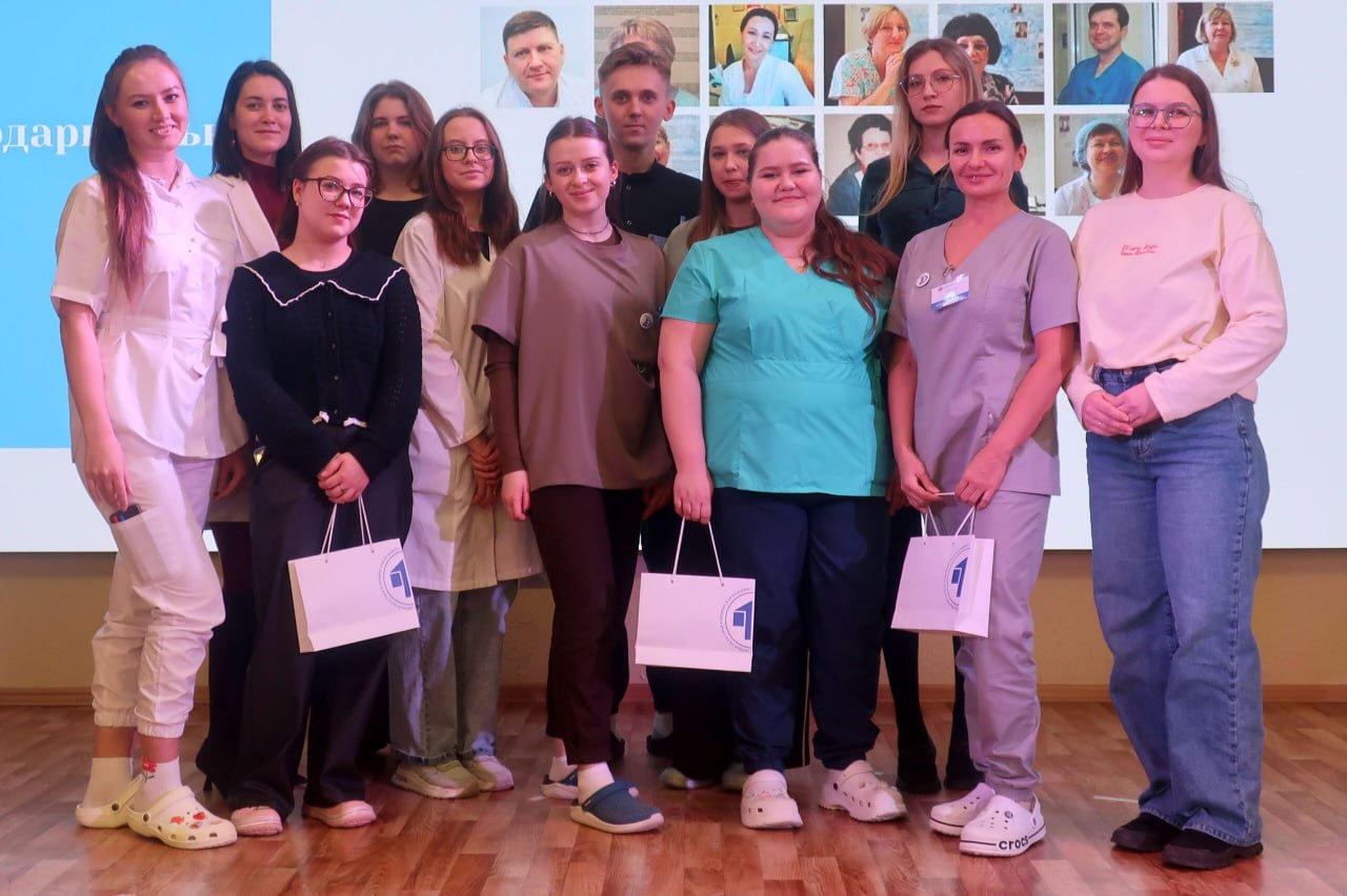 В Свердловской областной клинической больнице №1 начали работу 20 молодых специалистов