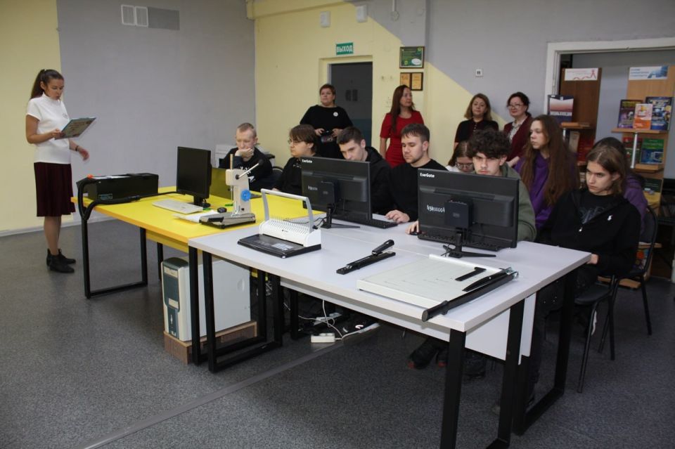 Мини-типография заработала в библиотеке Качканара по инициативе местных жителей Мини-типография заработала в библиотеке Качканара по инициативе местных жителей