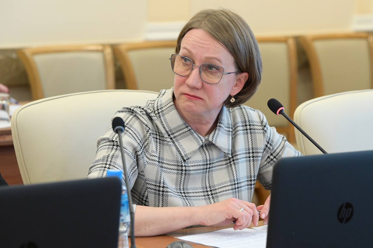 Денис Паслер рассмотрел на заседании правительства важные для уральцев вопросы Денис Паслер рассмотрел на заседании правительства важные для уральцев вопросы