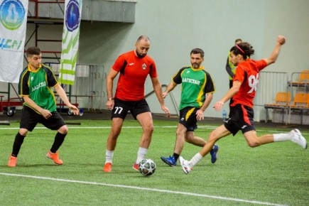 Спартакиада народов Среднего Урала открылась футбольным турниром