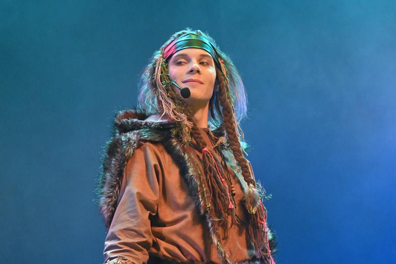 Искусство на равных: в Екатеринбурге и Новоуральске представили премьеру инклюзивного спектакля «Песня леса» Искусство на равных: в Екатеринбурге и Новоуральске представили премьеру инклюзивного спектакля «Песня леса»