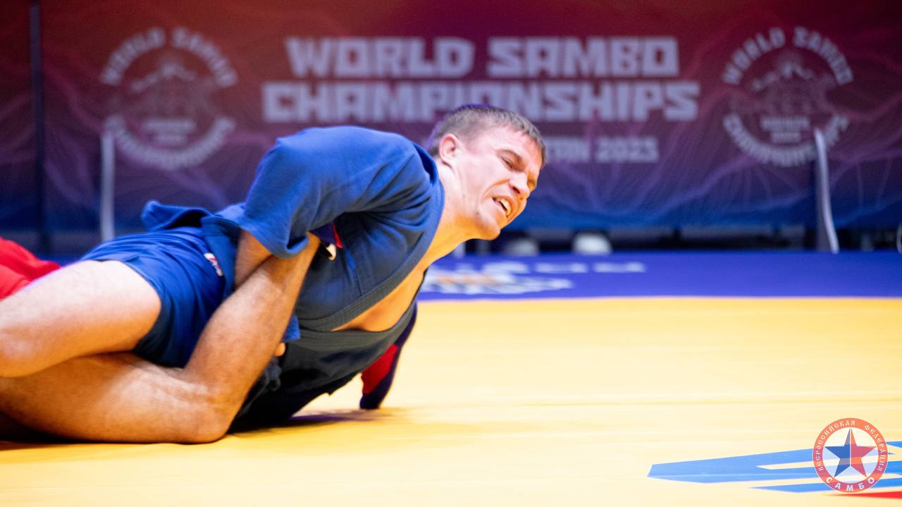 Свердловские самбисты завоевали четыре золотые медали в первый день чемпионата мира в Бишкеке!