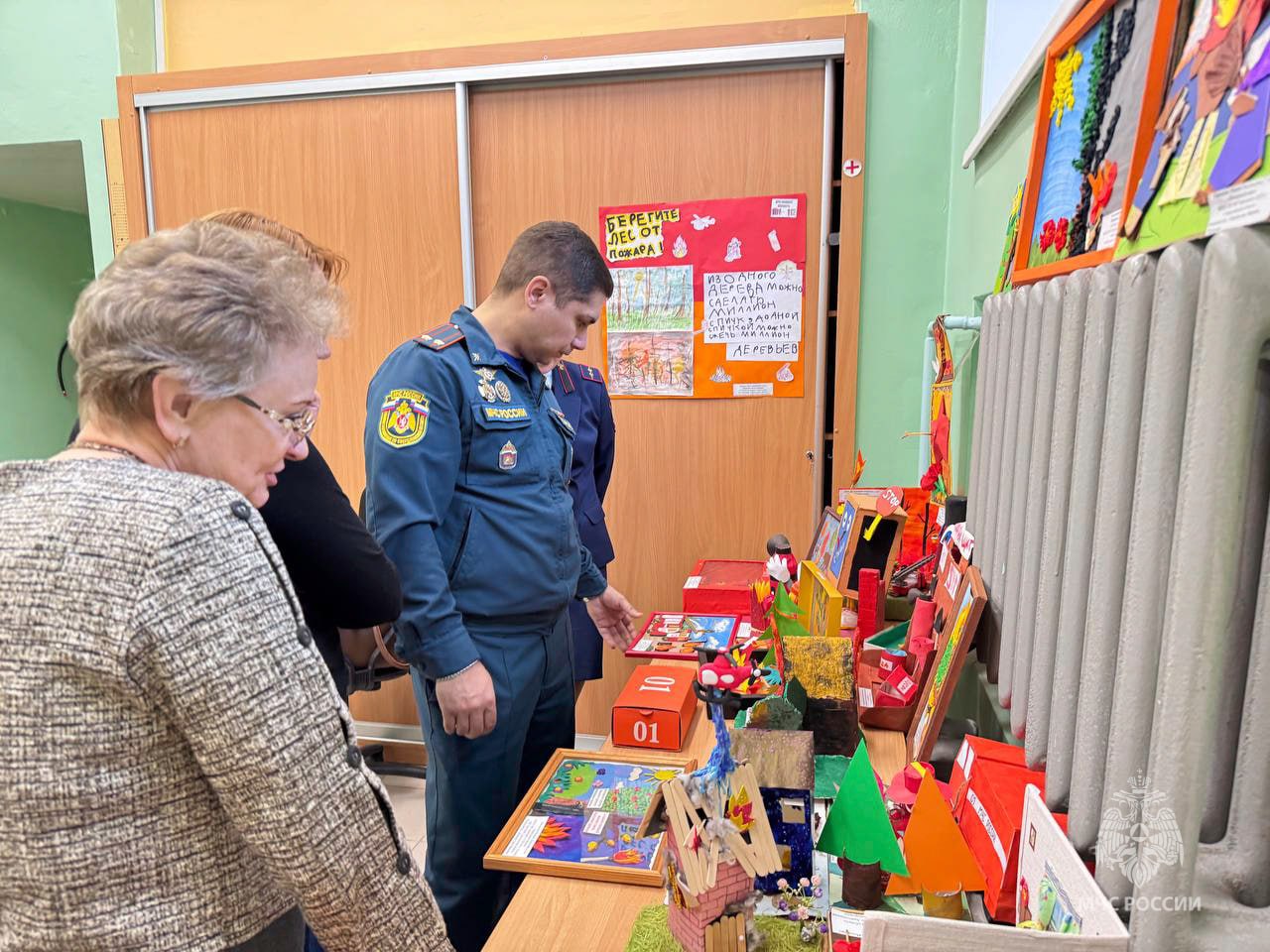 Огонь и искусство. Накануне в образовательных учреждениях дополнительного образования — МБОУДОМОЗаречный «ЦДТ» и МБОУДОДЮЦМОБелоярский — состоялся отборочный этап Всероссийского конкурса по пожарной безопасности «Неопалимая... Огонь и искусство. Накануне в образовательных учреждениях дополнительного образования — МБОУДОМОЗаречный «ЦДТ» и МБОУДОДЮЦМОБелоярский — состоялся отборочный этап Всероссийского конкурса по пожарной безопасности «Неопалимая...