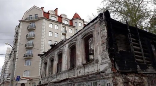 1 На восстановление памятников архитектуры в Екатеринбурге потратят 4 млрд рублей
