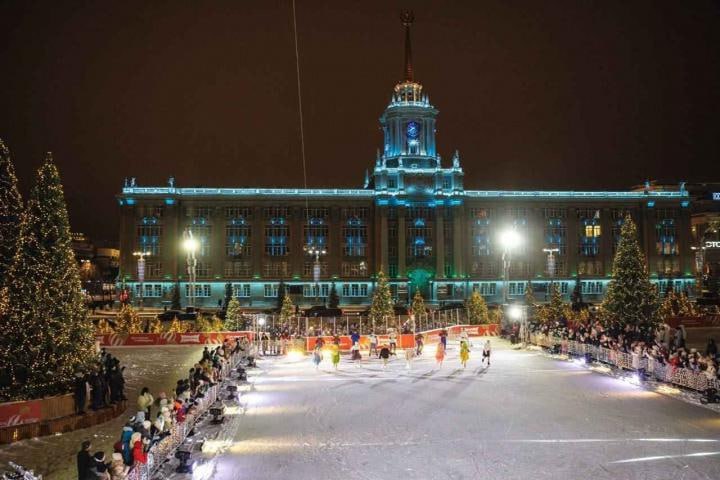 В Екатеринбурге 12 декабря откроется каток - главный зимний атрибут уюта
