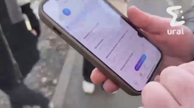 Дети ходят в школу под Екатеринбургом по очереди, потому что все в неё не вмещаются