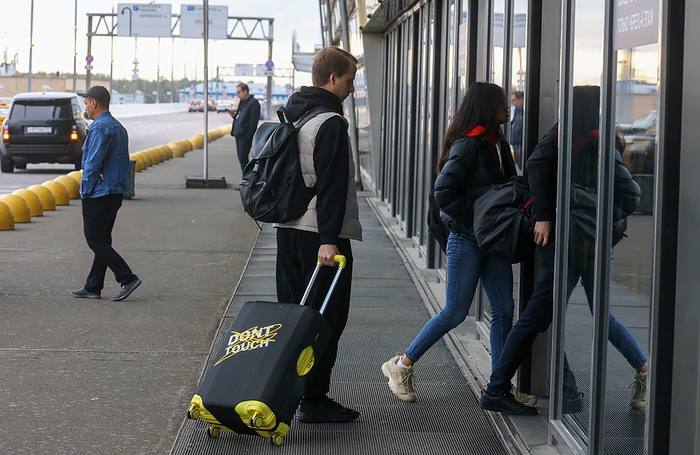 Более 260 тысяч свердловчан — невыездные за границу