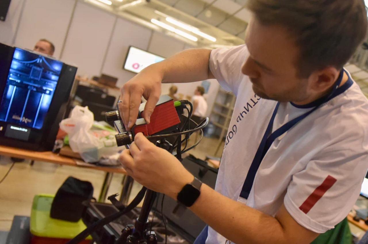 Здесь проектируют будущее: в Екатеринбурге продолжается международный чемпионат высокотехнологичных профессий Здесь проектируют будущее: в Екатеринбурге продолжается международный чемпионат высокотехнологичных профессий