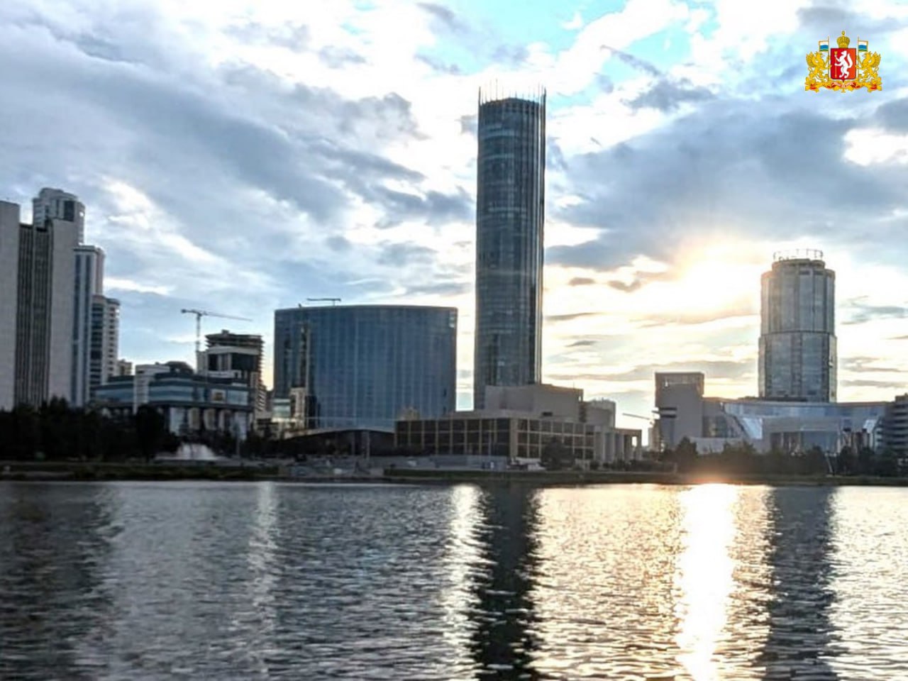 Екатеринбург и Сысерть за лучшие муниципальные практики получат по 30 миллионов рублей из федерального бюджета Екатеринбург и Сысерть за лучшие муниципальные практики получат по 30 миллионов рублей из федерального бюджета