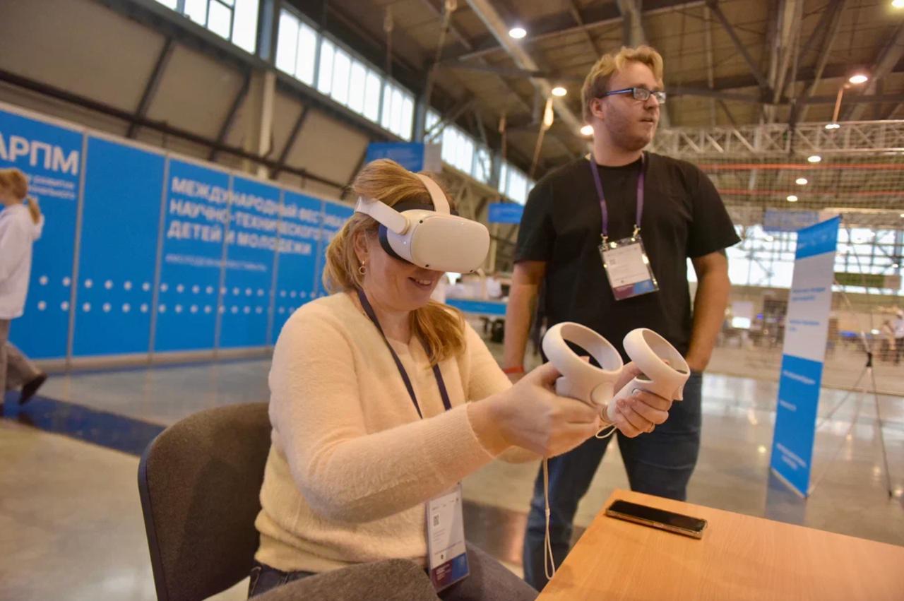 Здесь проектируют будущее: в Екатеринбурге продолжается международный чемпионат высокотехнологичных профессий Здесь проектируют будущее: в Екатеринбурге продолжается международный чемпионат высокотехнологичных профессий