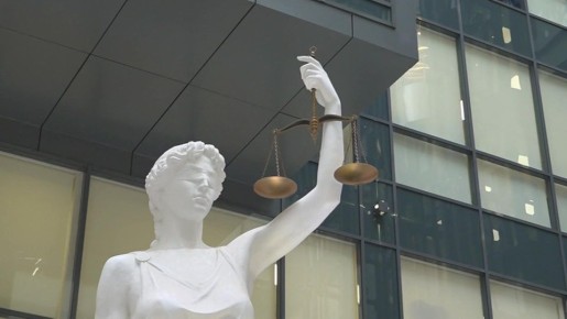 Новгородские следователи выясняют обстоятельства загадочной гибели петербуржского коммерсанта; под подозрением – бывшая сотрудница ФСИН